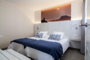 Hotel CORONA ROJA wakacje