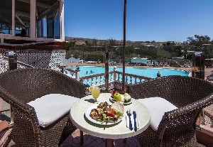 Hotel CORONA ROJA wakacje