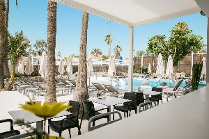 Hotel LIVVO ANAMAR SUITES wakacje