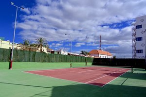 Tennis court