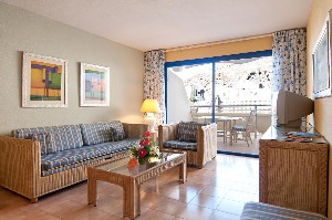 Hotel LIVVO LAGO TAURITO wakacje