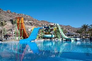 Hotel LIVVO LAGO TAURITO wakacje