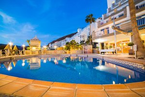 Hotel CALA NOVA wakacje