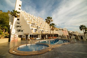 Hotel CALA NOVA wakacje