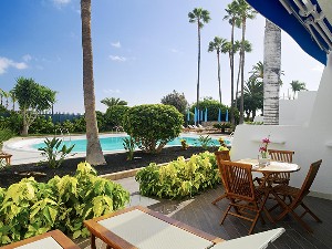 Terace Bungalo Suite