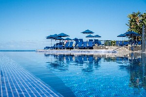 Hotel MARINA SUITES wakacje