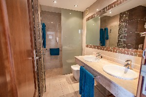 Classic One Bedroom Apartment Limited Sea View