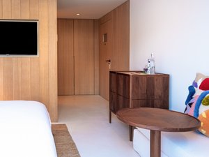 Supreme Room
