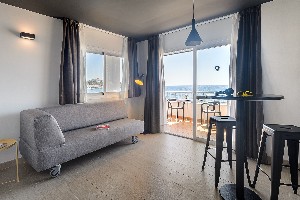 Apartment 1 Bedroom Sea View