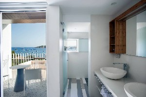 Room deluxe sea view