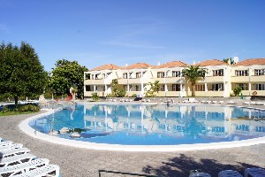 Hotel APARTAMENTOS LAURISILVA BY CHECKIN wakacje