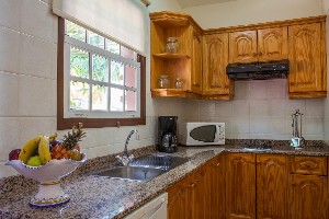 Hotel APARTAMENTOS OASIS SAN ANTONIO wakacje