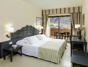 Hotel H10 TABURIENTE PLAYA wakacje