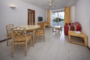 Hotel OASIS LANZ BEACH MATE wakacje