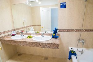 Hotel HL CLUB PLAYA BLANCA wakacje