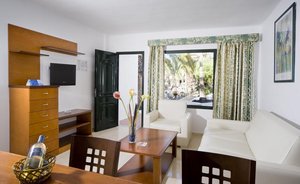 Living- superior room