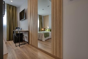 Hotel DWO COLOURS ALCALÁ wakacje