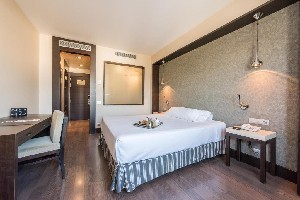 Hotel MERCADER wakacje