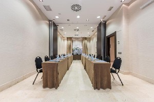 Hotel MERCADER wakacje