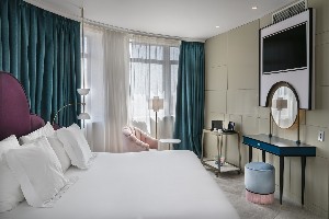 Double Deluxe Room