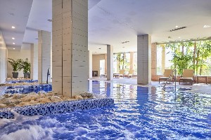 Hotel ZAFIRO TROPIC wakacje