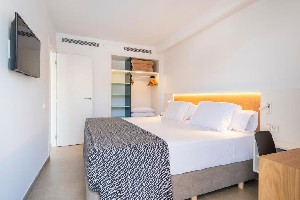 Hotel INTUROTEL CALA AZUL wakacje