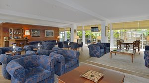 Lobby Bar Wistaria