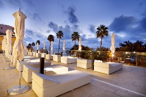 Chill Out Pool Terrace