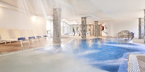 Hotel GLOBALES CALA BONA SUITES wakacje