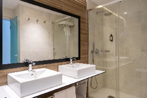 Hotel ONMOOD CALA RATJADA BY PORTBLUE HOTELS (EX COOEE CALA RATJADA) wakacje