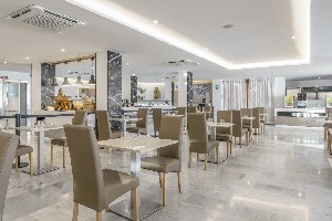 Hotel ALUA LEO wakacje