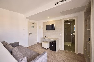 Hotel WELIKEHOTEL FENIX wakacje