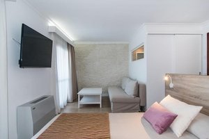 Hotel NA TACONERA SPORT & RELAX wakacje
