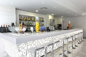 Bar Salon