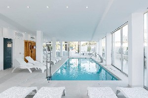 Indoor swimming pool