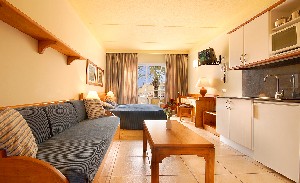 Studio NO refurbished