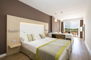 Hotel MARIANT PARK wakacje