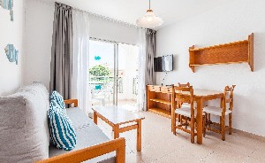 apartment in annex building 