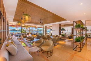 Lobby Bar