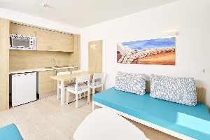 1 Bedroom Sea View Apartment