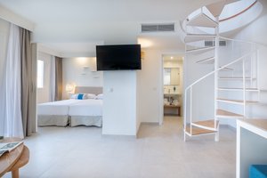 Hotel FERGUS STYLE CAREMA BEACH wakacje