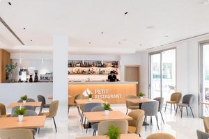 Hotel PETIT SAGITARIO (ADULTS ONLY) wakacje
