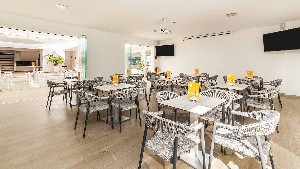 Hotel APARTAMENTOS GLOBALES LORD NELSON wakacje