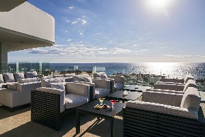 MARESIA THE ROOF (ADULTS ONLY)