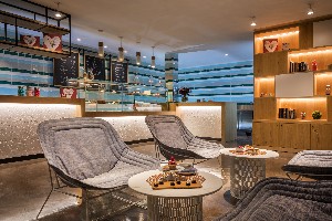 ALICE COFFE BAR - ROYAL HIDEAWAY CORALES SUITES