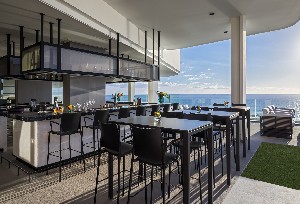 MARESIA THE ROOF (ADULTS ONLY)