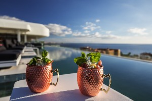 MARESIA THE ROOF (ADULTS ONLY)