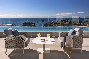 SUITE DELUXE 2 BEDROOM WITH POOL