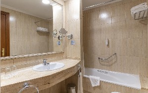 Hotel LANDMAR PLAYA LA ARENA wakacje