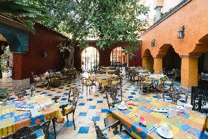 Hotel EUROPE VILLA CORTES wakacje